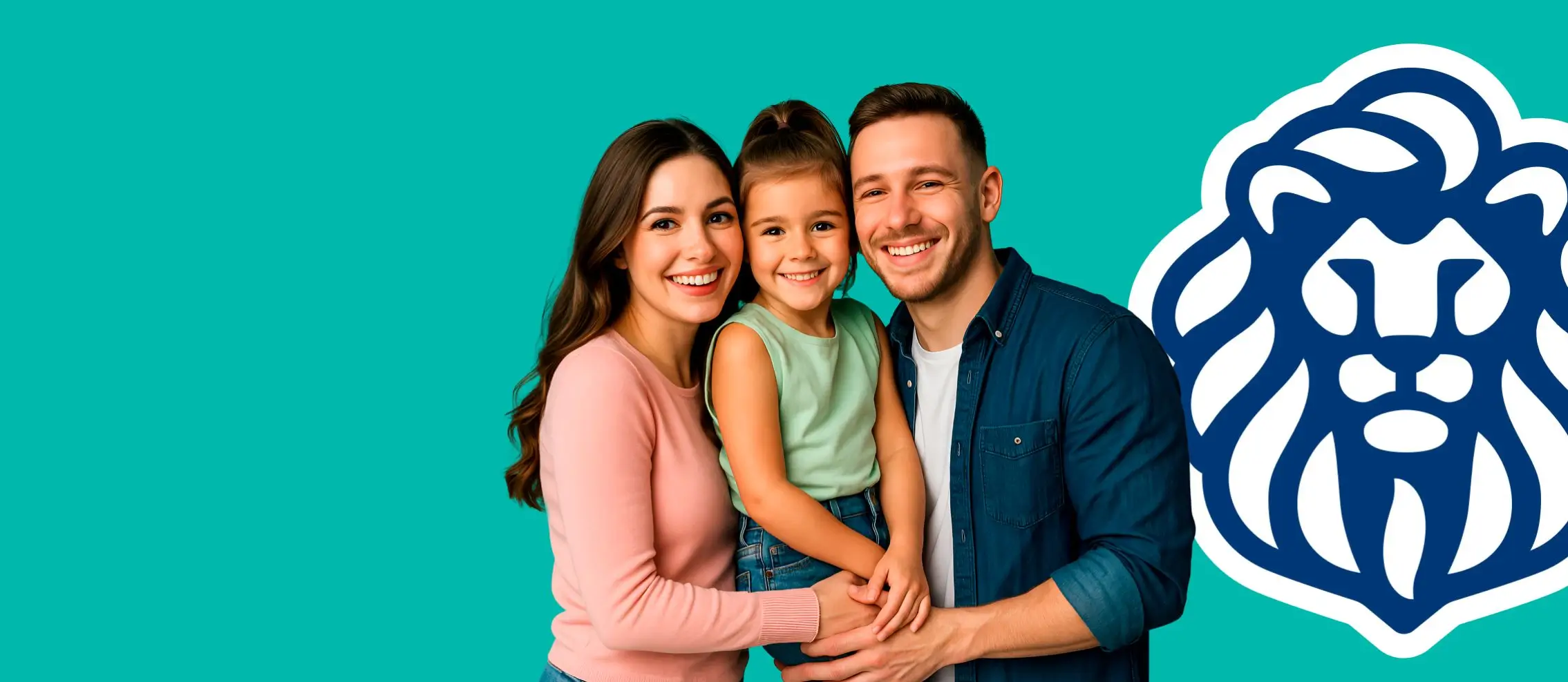 Familia sonriendo en referencia a la Póliza de Seguro de Salud de Seguros Caracas
